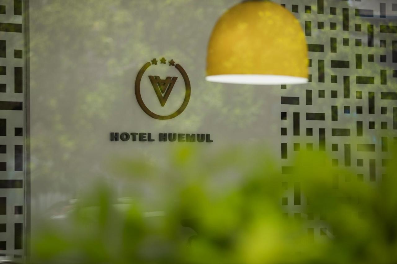 Hotel Huemul Neuquén Exterior foto